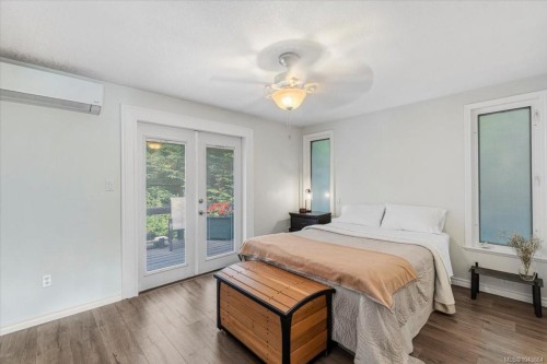 381 Dunsmuir Rd, Qualicum Beach, BC 