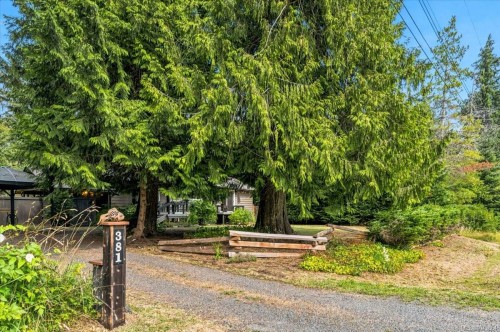 381 Dunsmuir Rd, Qualicum Beach, BC 