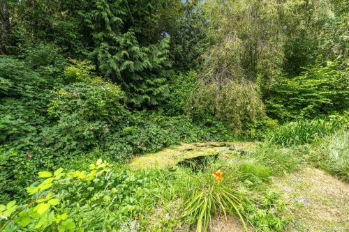 381 Dunsmuir Rd, Qualicum Beach, BC 