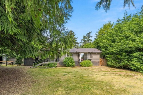 381 Dunsmuir Rd, Qualicum Beach, BC 