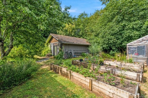 381 Dunsmuir Rd, Qualicum Beach, BC 