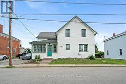 506 VICTORIA STREET North Dundas, ON K0C 2K0