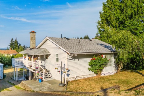 429 Davis Rd, Ladysmith, BC 