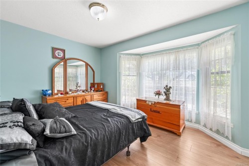 429 Davis Rd, Ladysmith, BC 