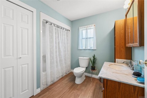 429 Davis Rd, Ladysmith, BC 