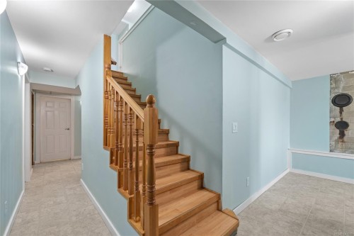 429 Davis Rd, Ladysmith, BC 