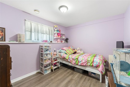 429 Davis Rd, Ladysmith, BC 