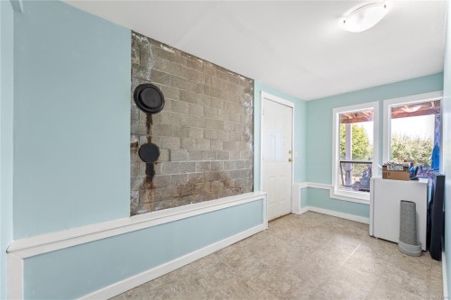 429 Davis Rd, Ladysmith, BC 