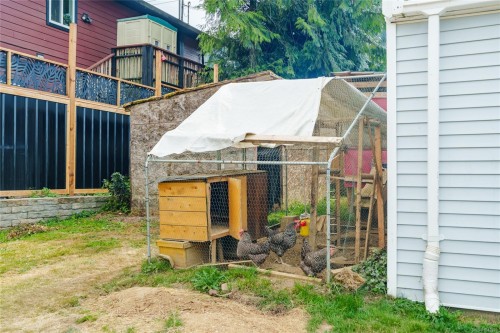 429 Davis Rd, Ladysmith, BC 