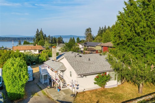 429 Davis Rd, Ladysmith, BC 