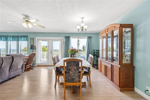 429 Davis Rd, Ladysmith, BC 