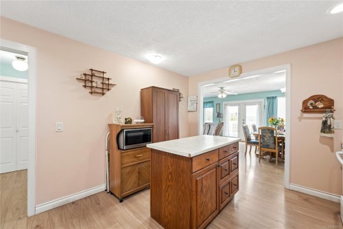 429 Davis Rd, Ladysmith, BC 