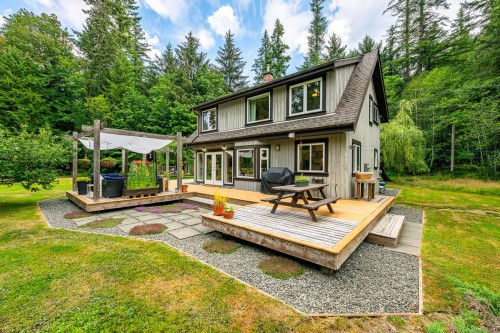 7003 River Ave North, Courtenay, BC 