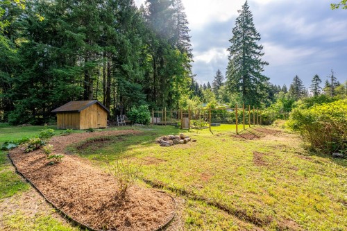 7003 River Ave North, Courtenay, BC 