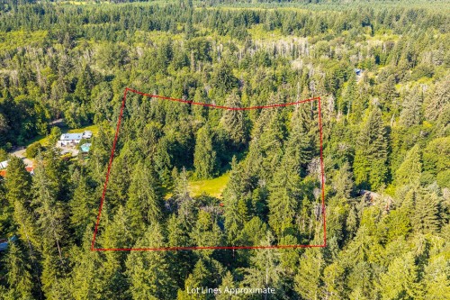 7003 River Ave North, Courtenay, BC 