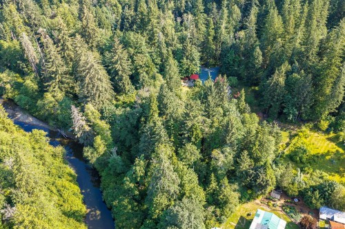 7003 River Ave North, Courtenay, BC 