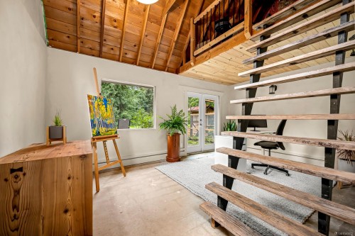 7003 River Ave North, Courtenay, BC 