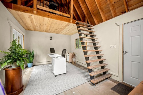 7003 River Ave North, Courtenay, BC 