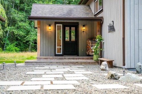 7003 River Ave North, Courtenay, BC 
