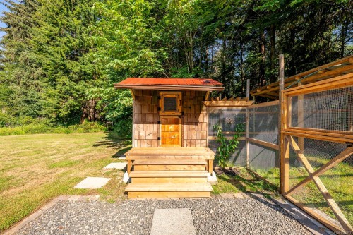 7003 River Ave North, Courtenay, BC 