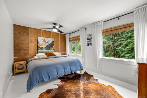 7003 River Ave North, Courtenay, BC 