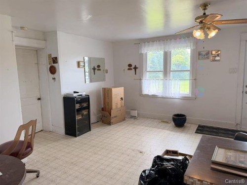 Salon - 103Z Ch. De Point Comfort, Gracefield, QC - Indoor