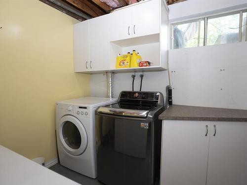 138 Iris Cres., Thunder Bay, ON - Indoor Photo Showing Laundry Room