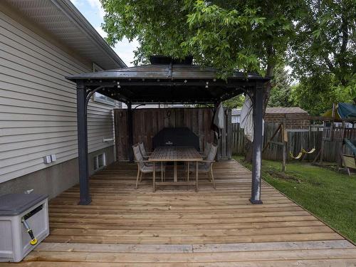 138 Iris Cres., Thunder Bay, ON - Outdoor With Deck Patio Veranda With Exterior