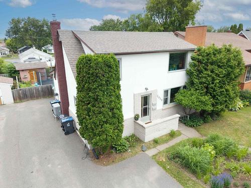2029 Hamilton Ave.  Thunder Bay, ON P7E 4Y3