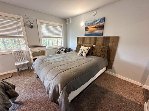 48 Sunset Trail, Kenora, ON - Indoor Photo Showing Bedroom