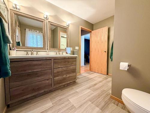 48 Sunset Trail, Kenora, ON - Indoor Photo Showing Bathroom