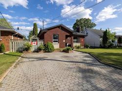 159 Ruttan Street Thunder Bay, ON P7A 5E4