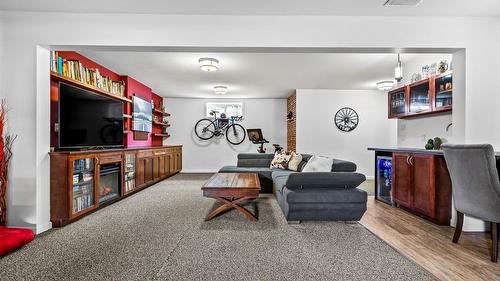 1901 Alder Street, Creston, BC - Indoor