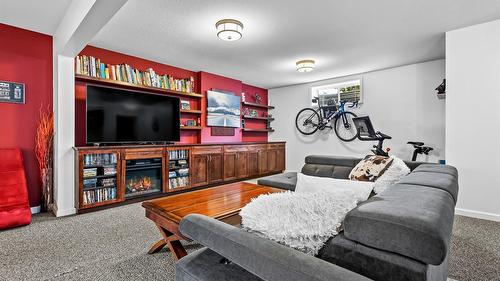 1901 Alder Street, Creston, BC - Indoor