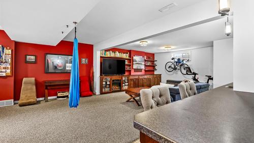 1901 Alder Street, Creston, BC - Indoor