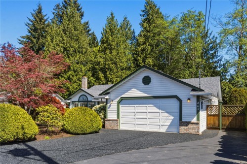 461 Rowan Dr, Qualicum Beach, BC 