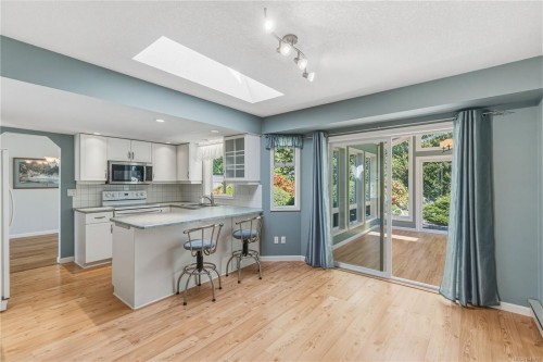 461 Rowan Dr, Qualicum Beach, BC 