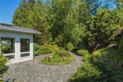 461 Rowan Dr, Qualicum Beach, BC 