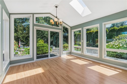461 Rowan Dr, Qualicum Beach, BC 