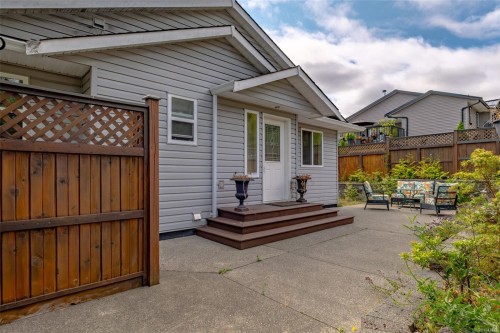 1731 Dar'S Pl, Qualicum Beach, BC 