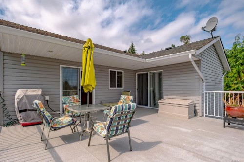 1731 Dar'S Pl, Qualicum Beach, BC 