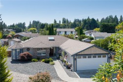 1332 Chesterton Pl  French Creek, BC V9P 1W9