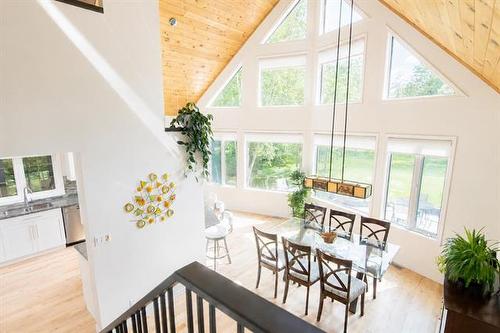 37 Awanipark Dr, Pinawa, MB - Indoor