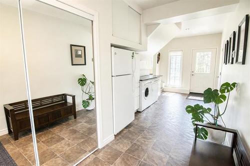 37 Awanipark Dr, Pinawa, MB - Indoor Photo Showing Other Room