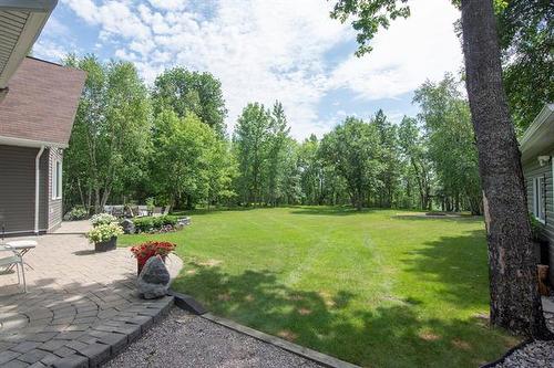 37 Awanipark Dr, Pinawa, MB - Outdoor
