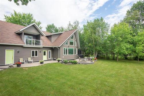 37 Awanipark Dr, Pinawa, MB - Outdoor With Balcony