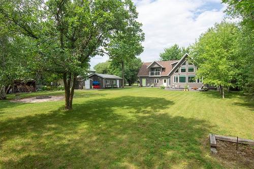 37 Awanipark Dr, Pinawa, MB - Outdoor