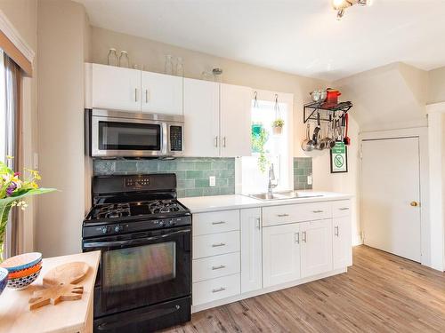 77 Spring Park Road, Charlottetown, PE - Indoor Photo Showing Kitchen