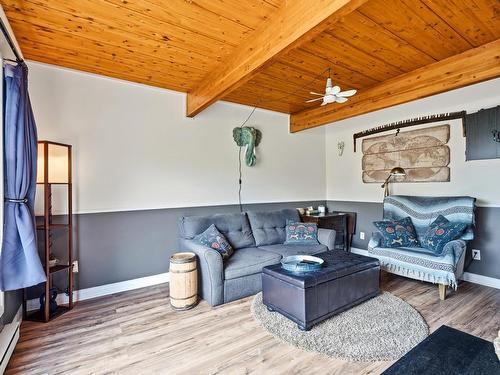 103 Bromley Road, Halifax, NS - Indoor Photo Showing Living Room