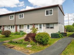 103 Bromley Road  Halifax, NS B3P 2L6